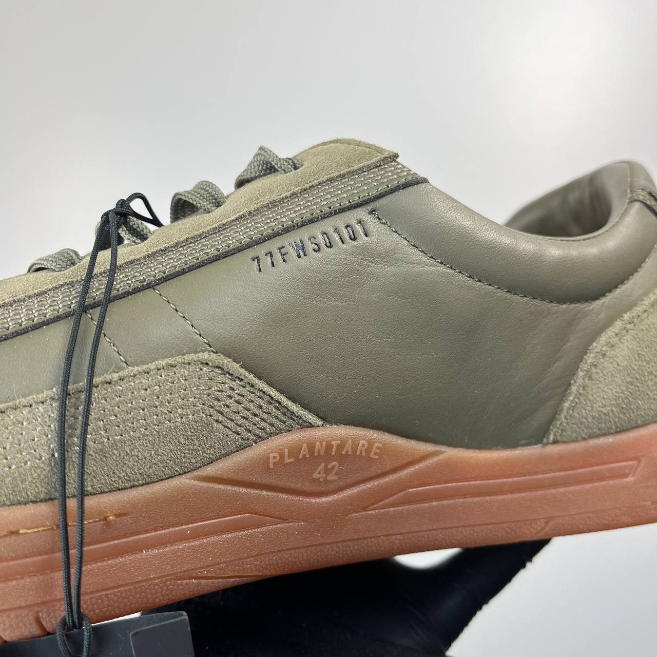 Stone Island Stone Island Sneakers 77FWS0101 V0054 Olive Green Gum EU 42 Size US 9 / EU 42 - 5 Thumbnail