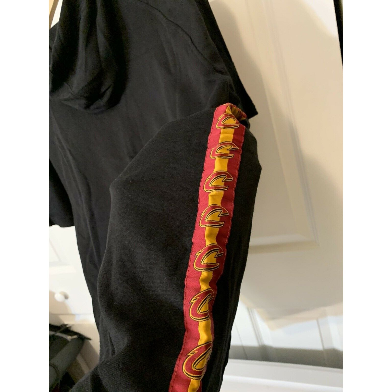 NBA New NBA Cleveland Cavaliers Unisex Short Sleeve Pull Over Ho Size US L / EU 52-54 / 3 - 7 Thumbnail
