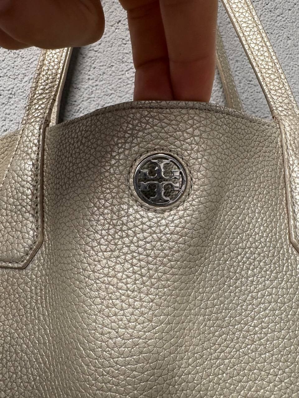 Tory Burch Tory Burch Metallic Grey Leather Perry Tote Size ONE SIZE - 3 Thumbnail