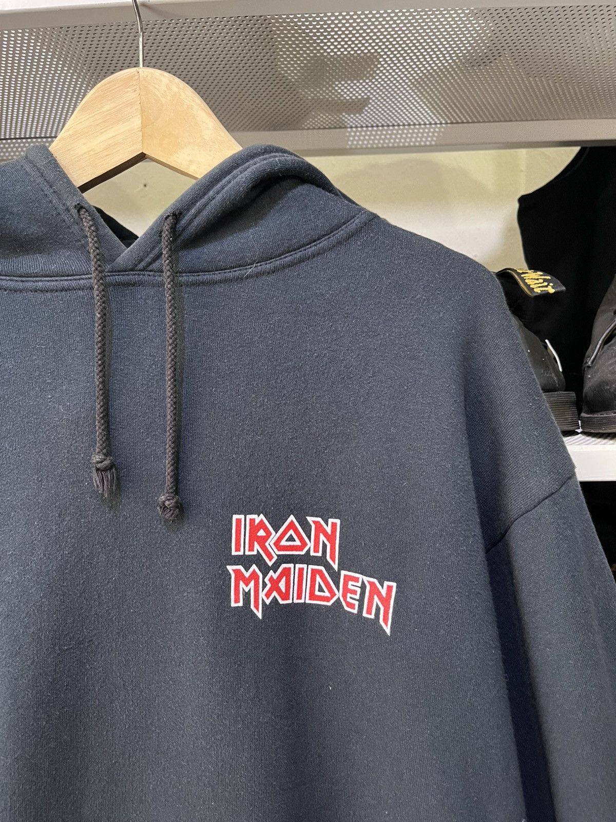 Iron Maiden HOODIE IRON MAIDEN HOLDINGS 2003 Size US L / EU 52-54 / 3 - 2 Thumbnail
