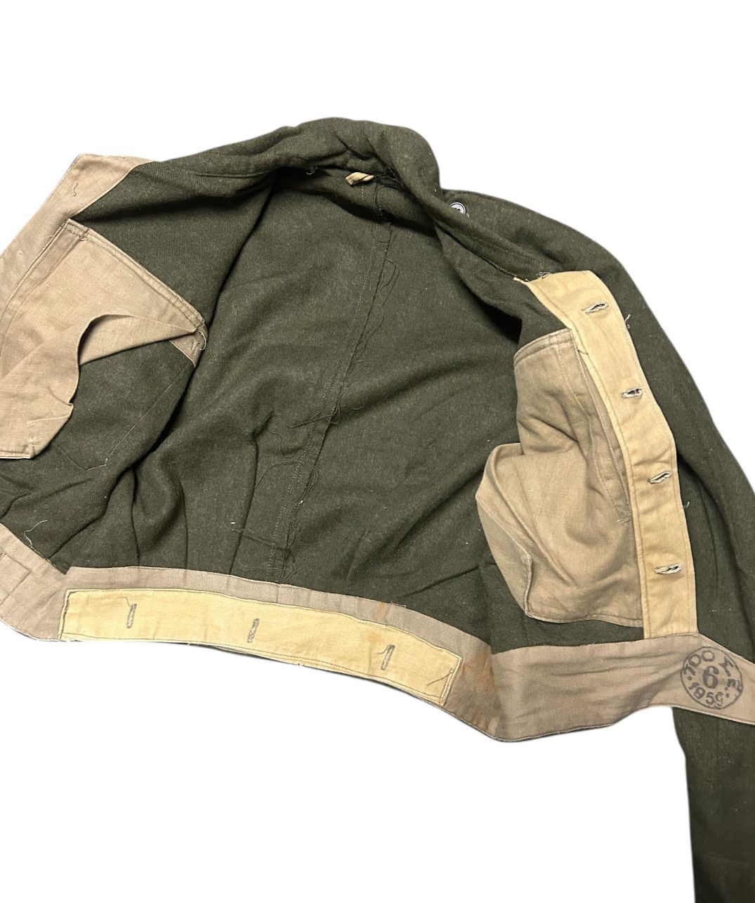 Other WW2 British wool battle dress blouse Comando Size US M / EU 48-50 / 2 - 4 Thumbnail