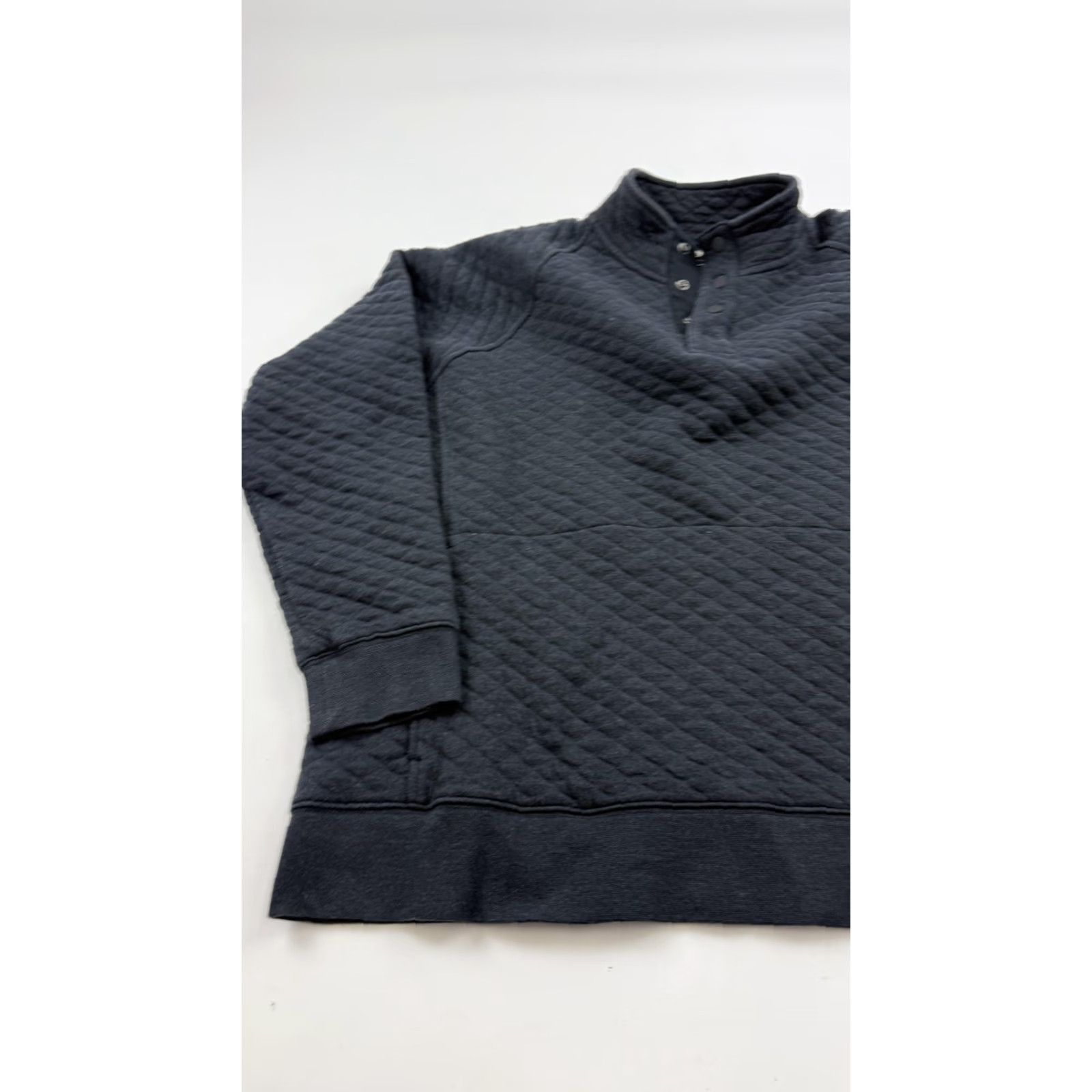 Eddie Bauer Eddie Bauer Sweatshirt Mens Large Quilted Snap Mock Neck Pockets Logo Dialed Henley Charcoal Gray Size US L / EU 52-54 / 3 - 3 Thumbnail