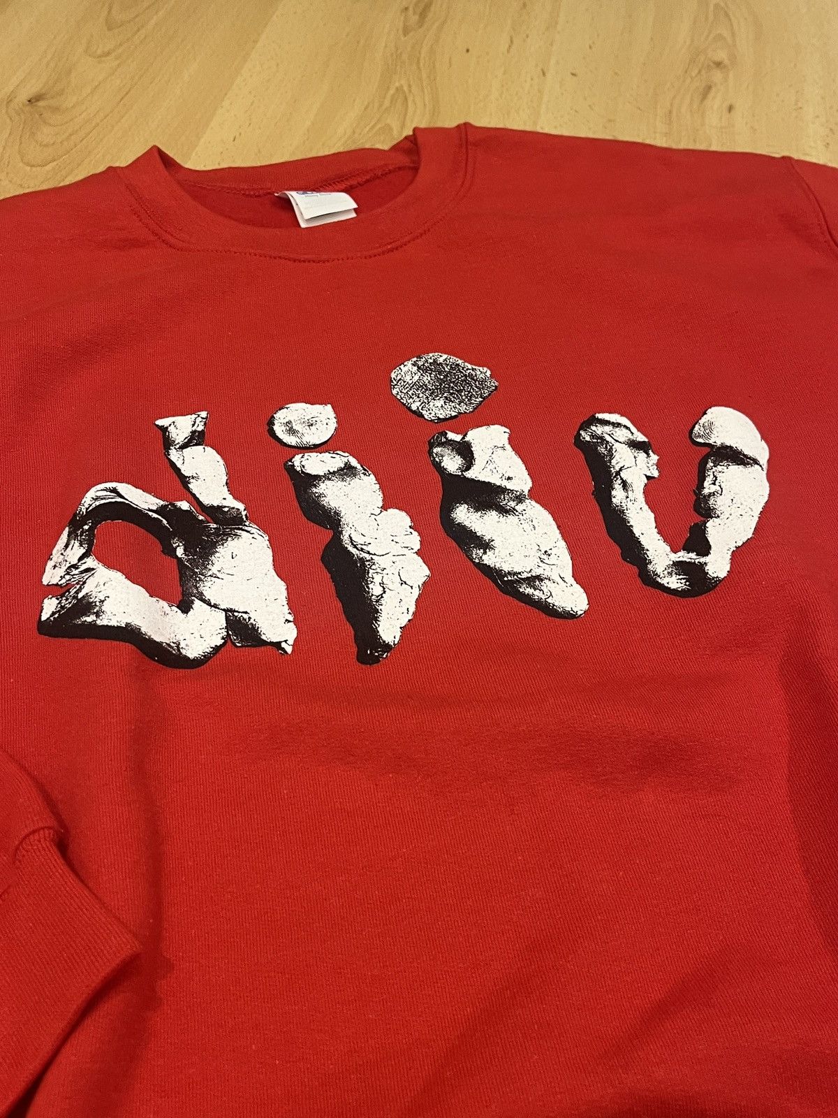 Band Tees Diiv red sweatshirt Size US M / EU 48-50 / 2 - 2 Thumbnail