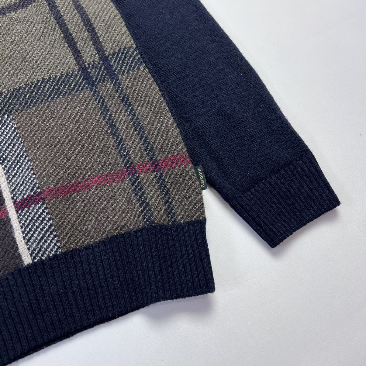 Barbour Barbour Classic Tartan Checked wool sweater Size US L / EU 52-54 / 3 - 3 Thumbnail