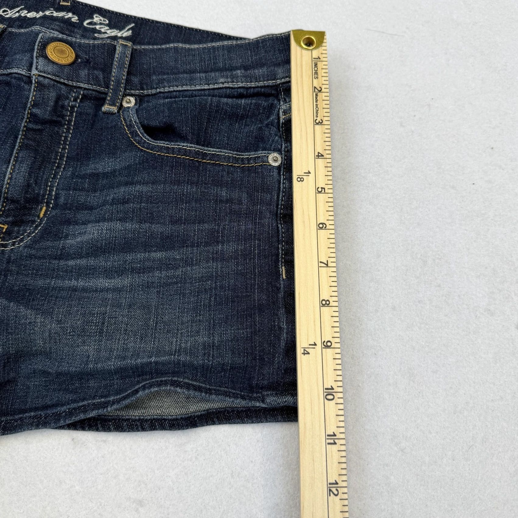 American Eagle Outfitters VINTAGE American Eagle Outfitters Shorts Womens 6 Blue Denim Stretch Hot Pants Low Rise Size 28" / US 6 / IT 42 - 7 Thumbnail