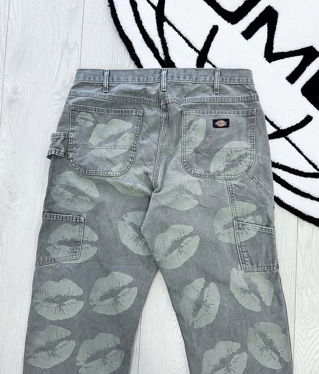 Vintage Vtg Dickies Custom Kissing Lips Print Pants 36x32 baggy aop Size US 36 / EU 52 - 2 Thumbnail