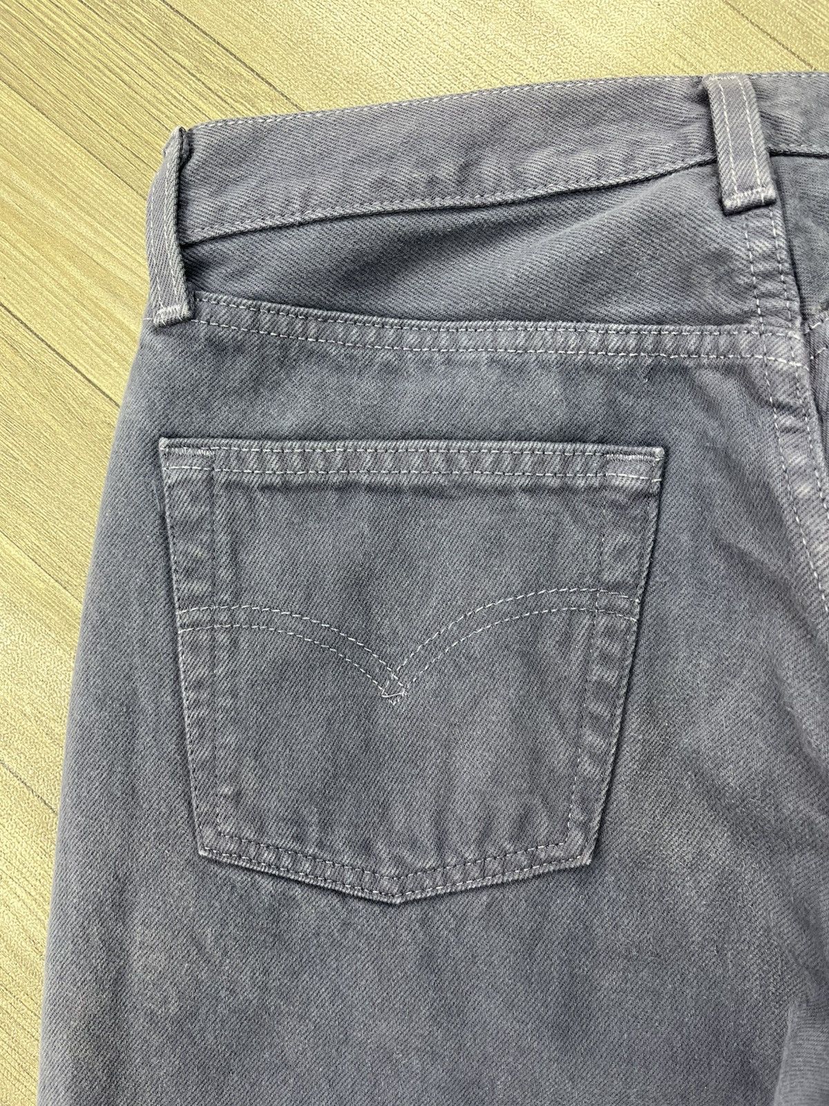 Levi's Vintage Clothing 🇺🇸1990s Vintage Levis 501 30x34 Straight Fit Grey Jeans Size US 30 / EU 46 - 13 Thumbnail