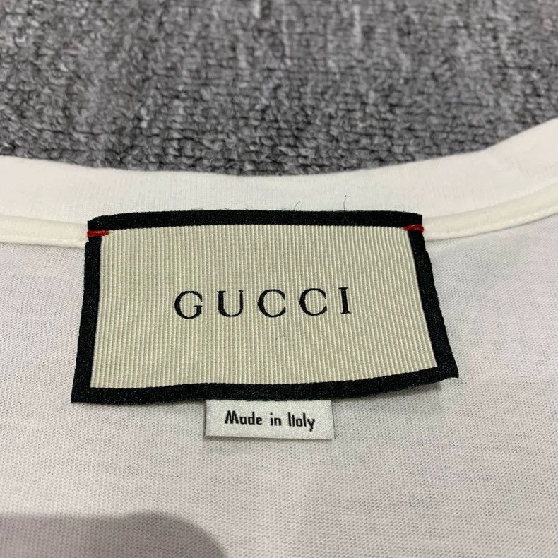 Gucci Gucci Rabbit Graphic Short Sleeve T-Shirt-2508 Size US L / EU 52-54 / 3 - 3 Thumbnail