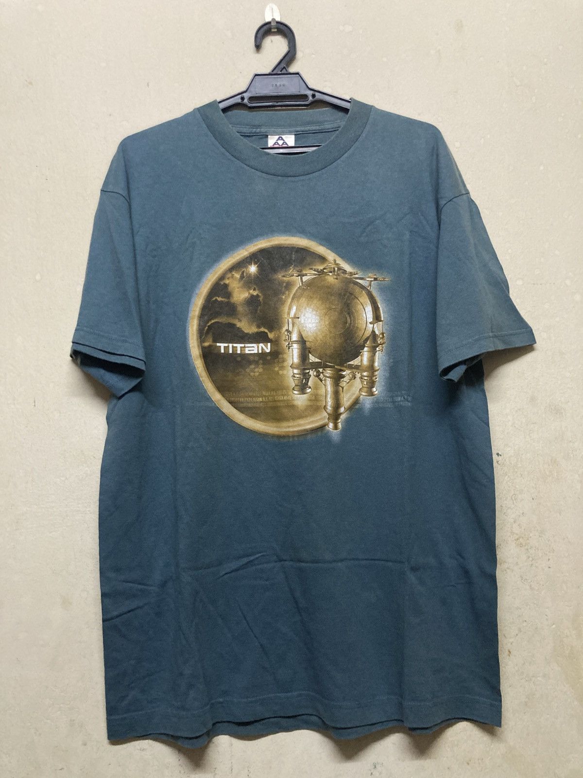 Sci-Fi Fantasy × Vintage Vintage 00 Titan AE Sci-Fi Movie Tshirt Size US XL / EU 56 / 4 - 1 Thumbnail