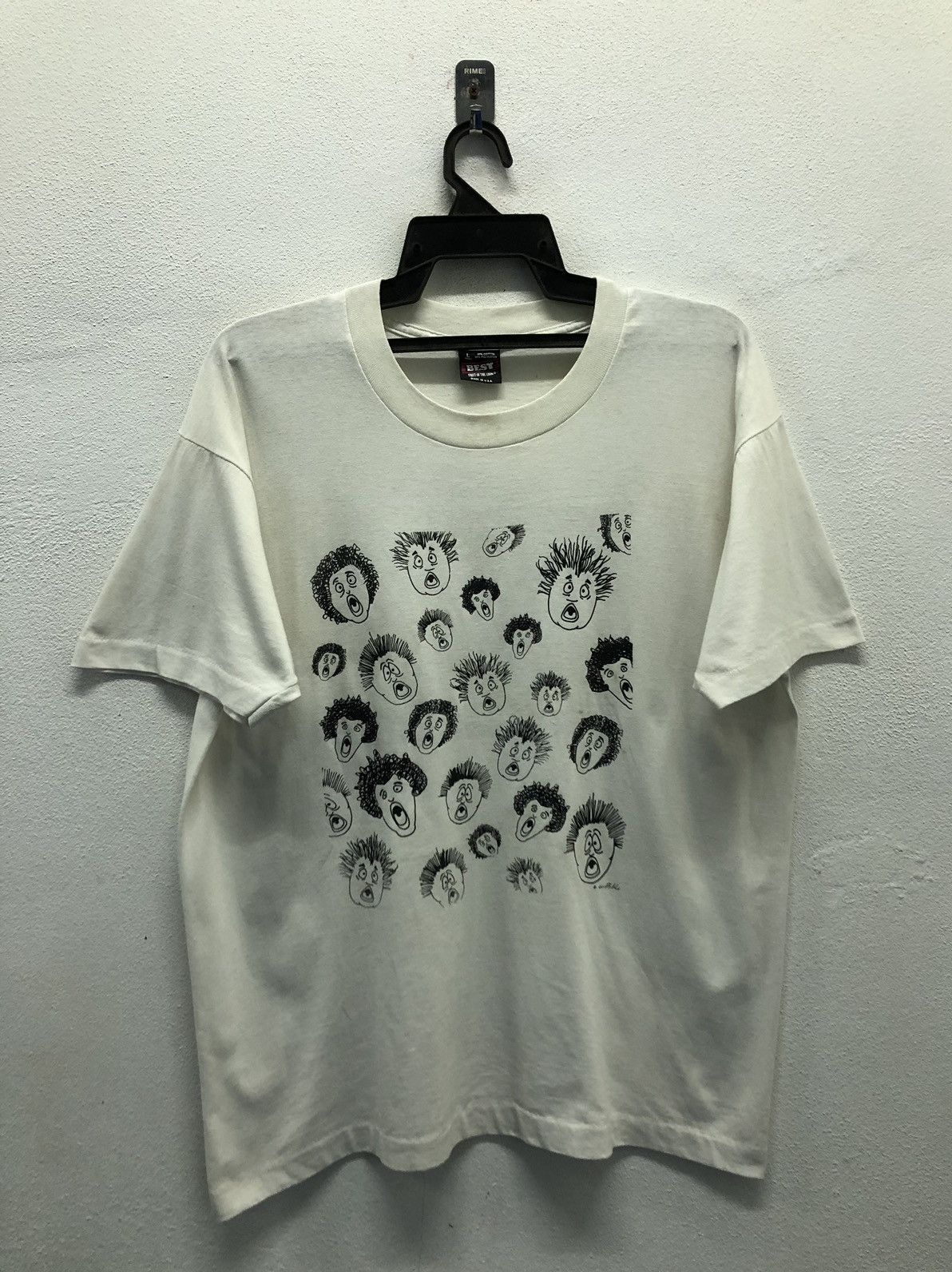 Vintage Vintage Fruit Of The Loom E.Griffiths Made In Usa T-Shirt Size US L / EU 52-54 / 3 - 1 Thumbnail