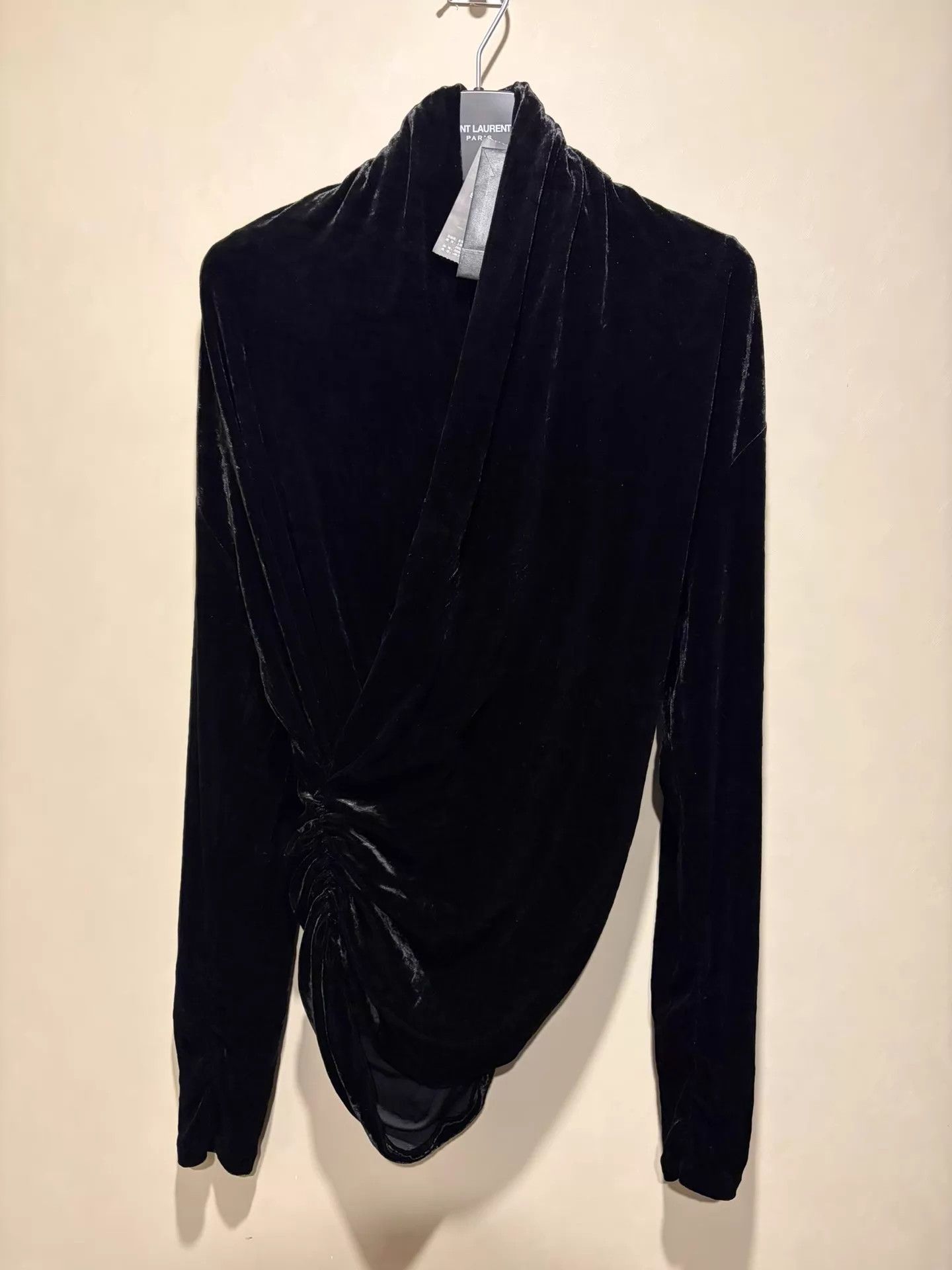Saint Laurent Paris Saint Laurent FW23 Velvet Wrap Top L (New w/ Tags) Size US L / EU 52-54 / 3 - 3 Thumbnail