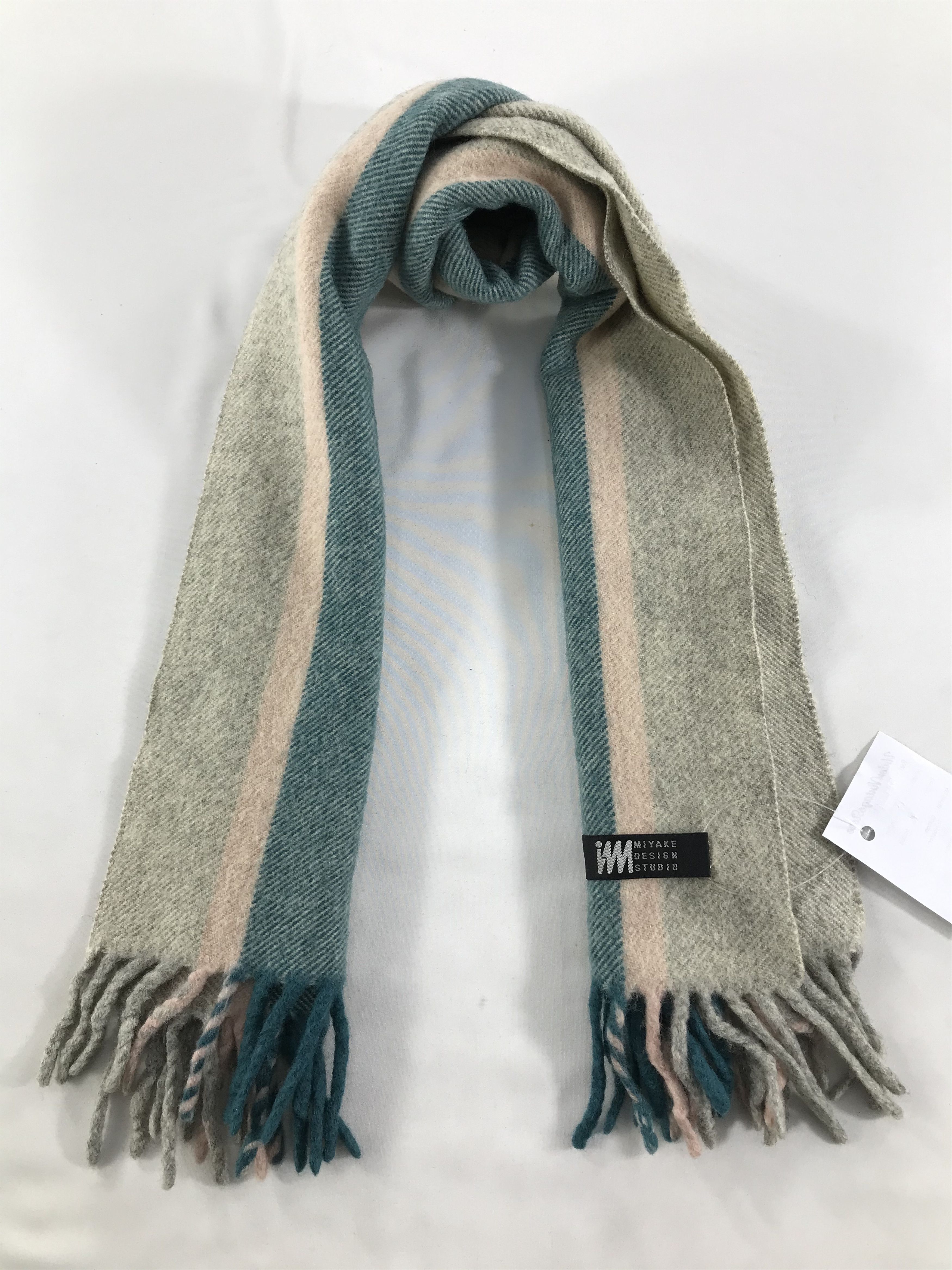Issey Miyake Vintage Issey Miyake Scarf/Muffler/Neckwear MF1223 Size ONE SIZE - 1 Thumbnail