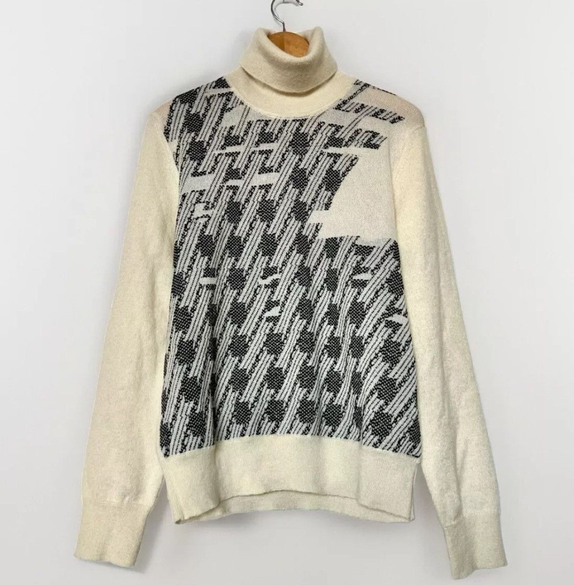 Maison Margiela Maison Margiela Mohair Blend Jacquard Turtleneck Men’s S Size US S / EU 44-46 / 1 - 1 Thumbnail