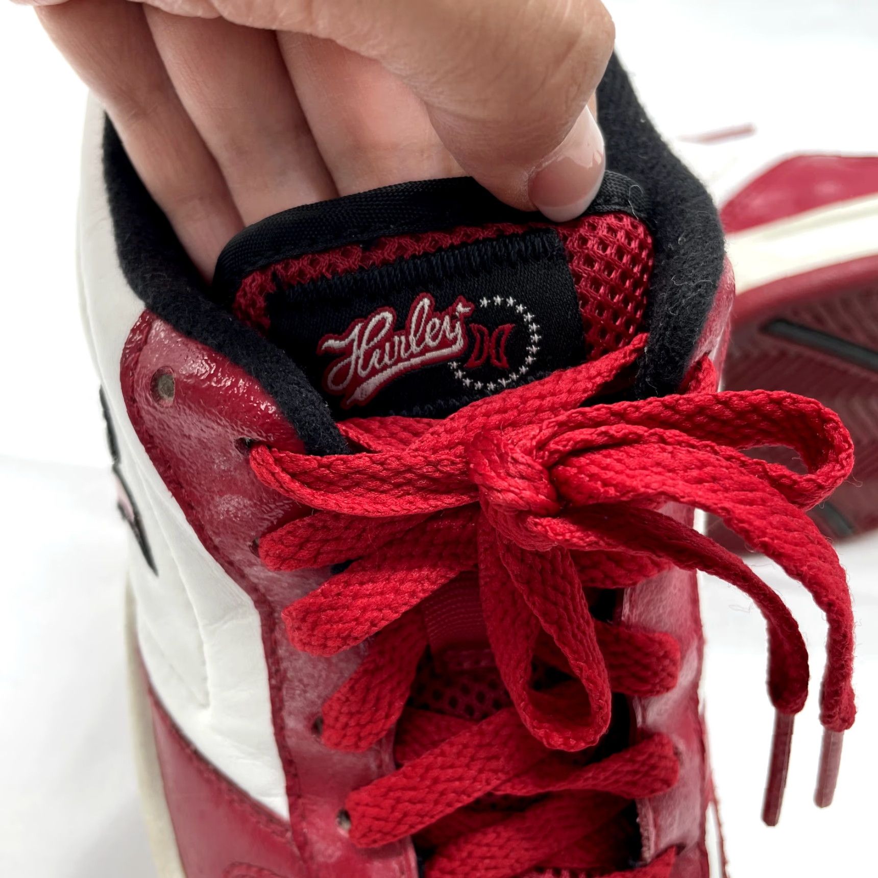 Hurley VINTAGE Hurley Sneakers Womens 6 Low Top Skater Grunge Emo Punk Red Shoes Size M / US 6-8 / IT 42-44 - 7 Thumbnail