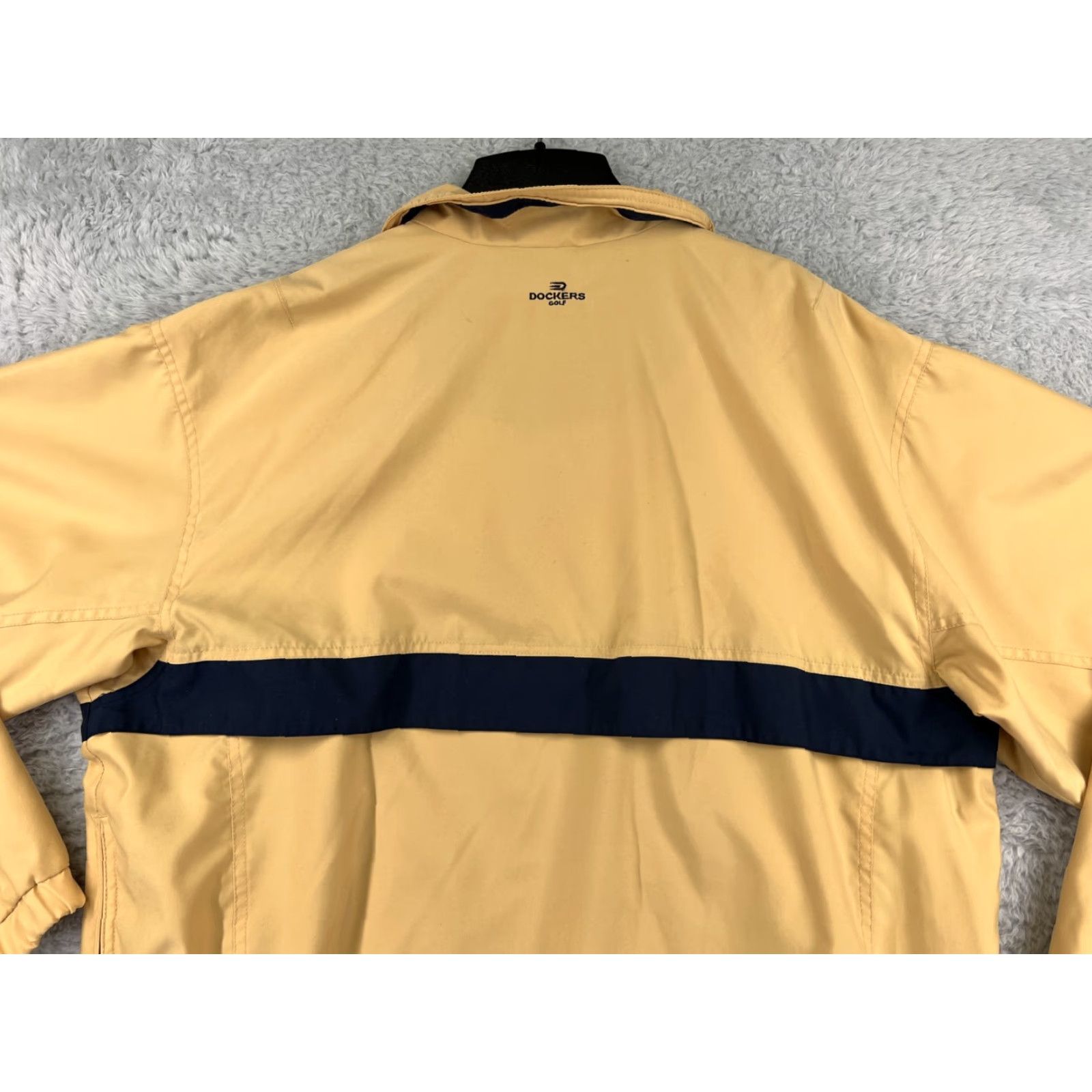 Dockers VINTAGE Dockers Golf Sweater Mens Large Yellow Black 1/4 Zip Collared 100% Polyester Size US L / EU 52-54 / 3 - 6 Thumbnail