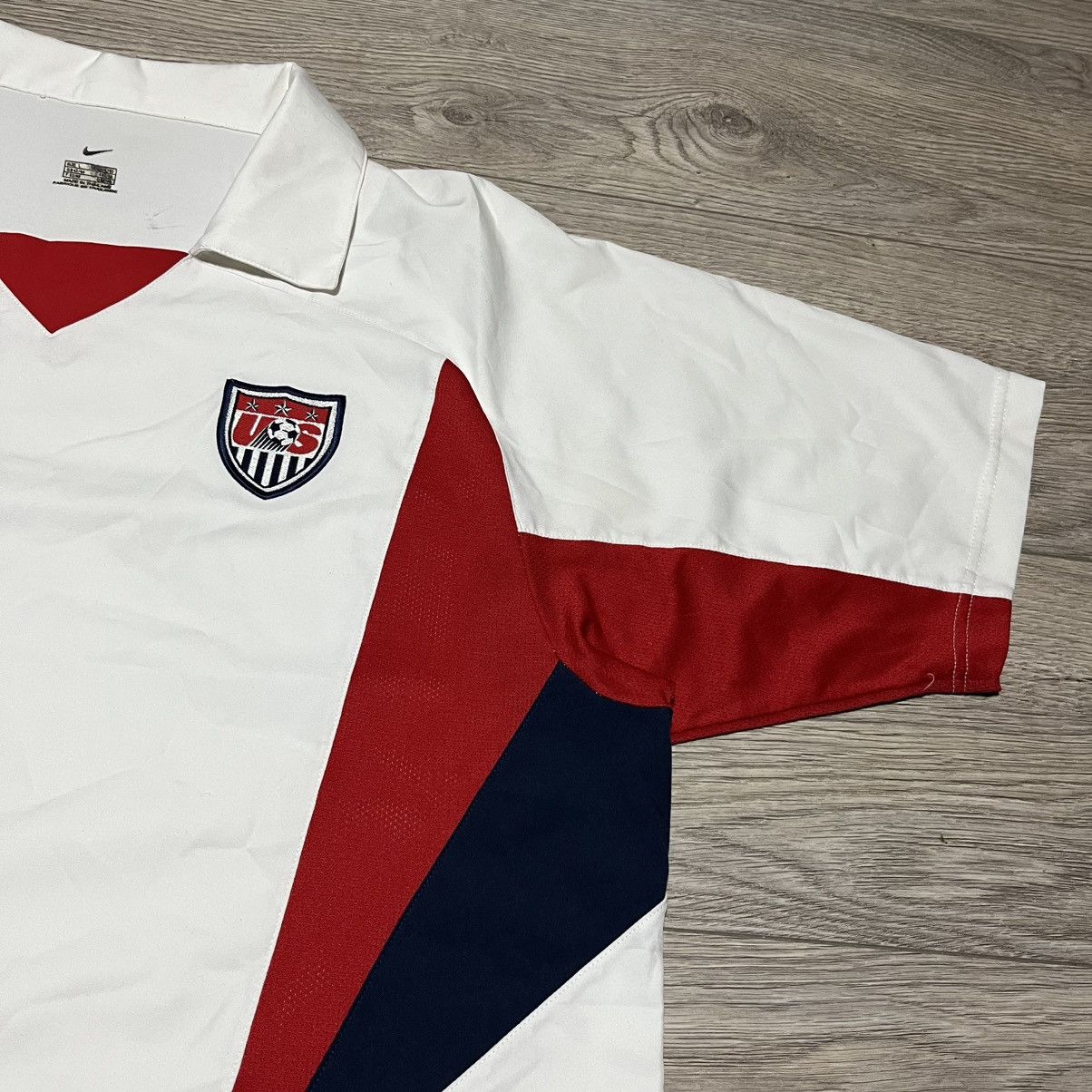 Nike Nike USA Home Jersey 2002 vintage Size US L / EU 52-54 / 3 - 3 Thumbnail