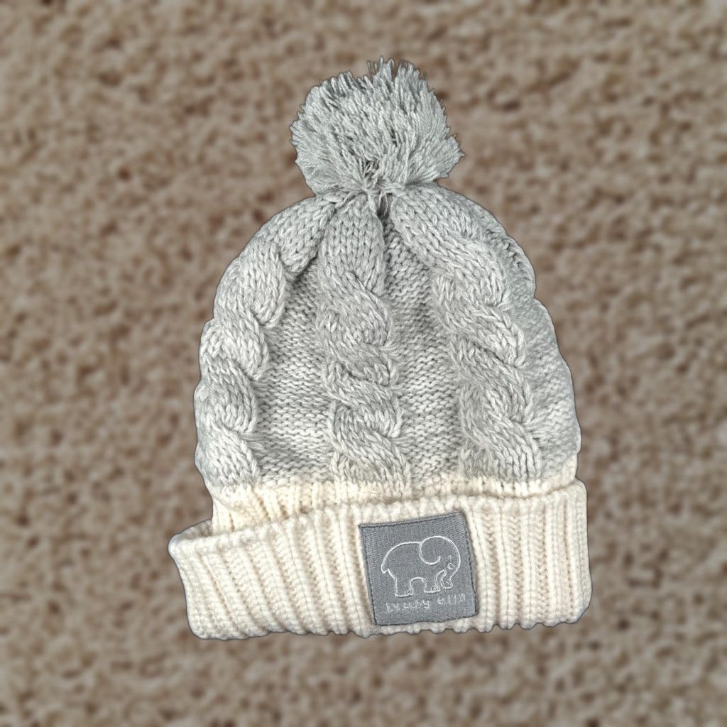 Vintage Ivory Ella Beanie Toque Women One Size Gray Cable Knit Acrylic Poly Lined Pom Size ONE SIZE - 1 Thumbnail