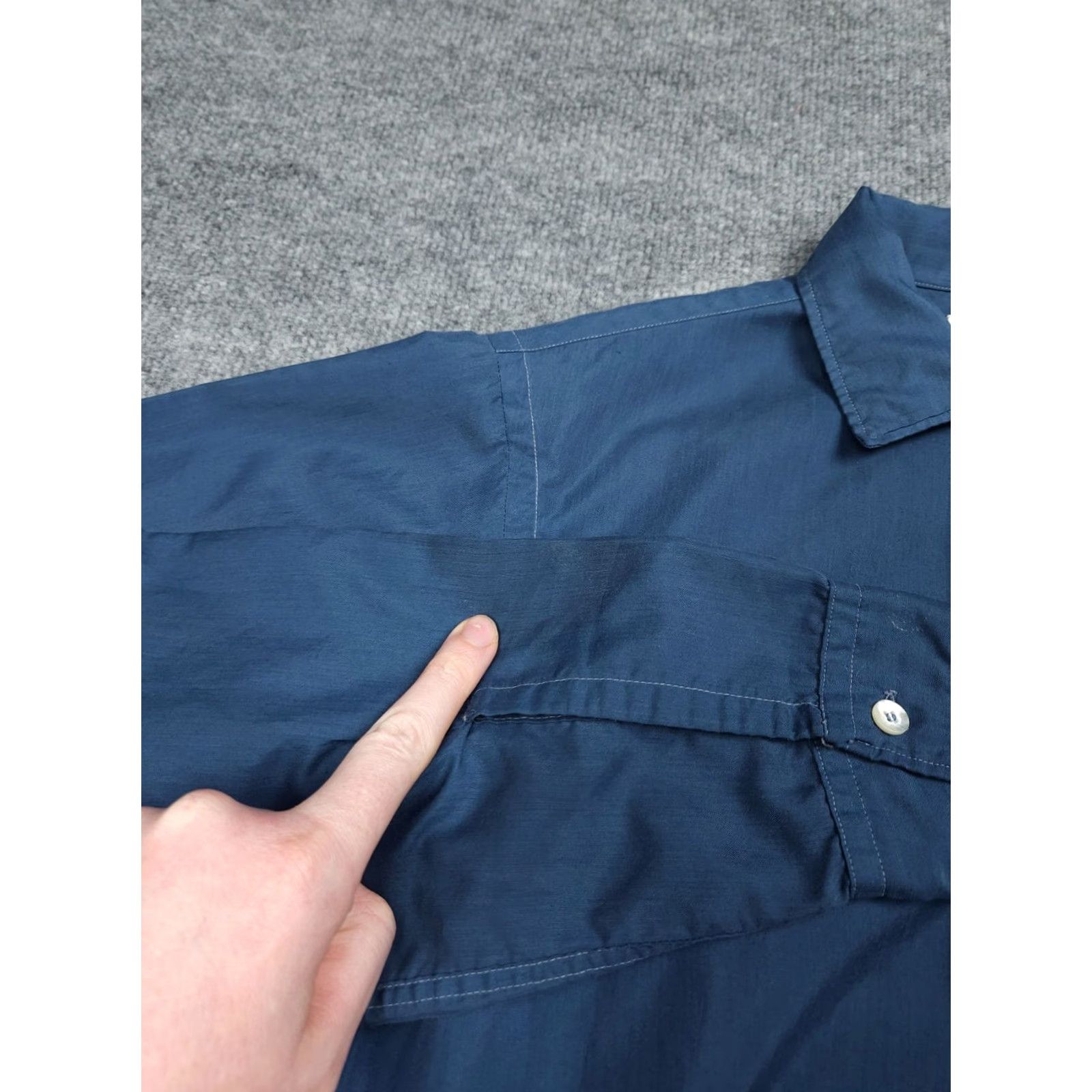 JCPenney VINTAGE Penneys Shirt Mens Small 14 - 14.5 Blue Dacron Blend Button Up Town 60s Mens Clothing Button-Up Shirt Blue Size US S / EU 44-46 / 1 - 6 Thumbnail