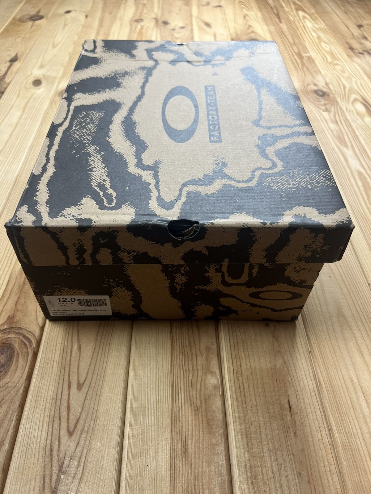 Oakley New Oakley Suede Chop Saw Muie Size US 12 / EU 45 - 7 Thumbnail