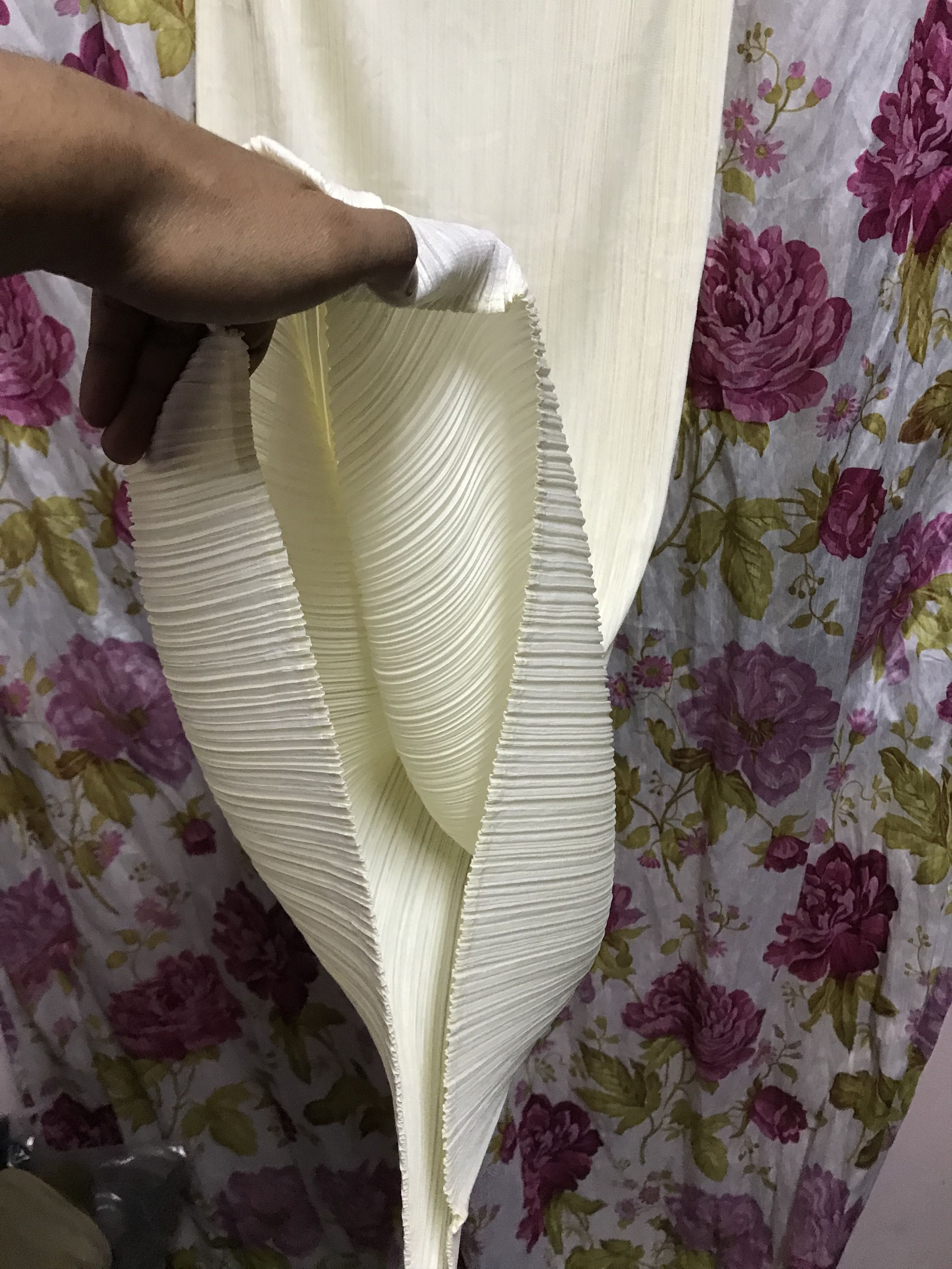 Pleats Please Issey Miyake Pleasts Please Yellow Skirt Size 28" / US 6 / IT 42 - 3 Thumbnail