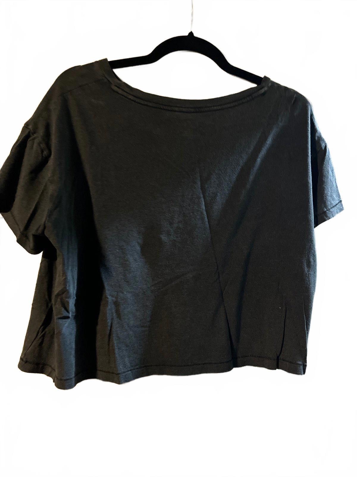 Pink PINK by Victoria's Secret Cropped Cherry Graphic Tee Size M / US 6-8 / IT 42-44 - 3 Thumbnail