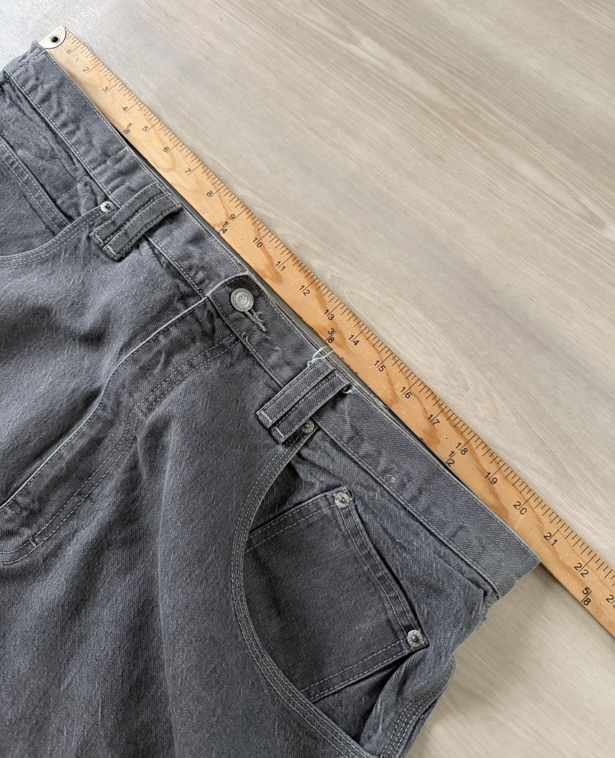 Vintage Vintage Y2K Ruff Ryders Denim Shorts Sz 42 DMX Streetwear Size US 42 / EU 58 - 5 Thumbnail
