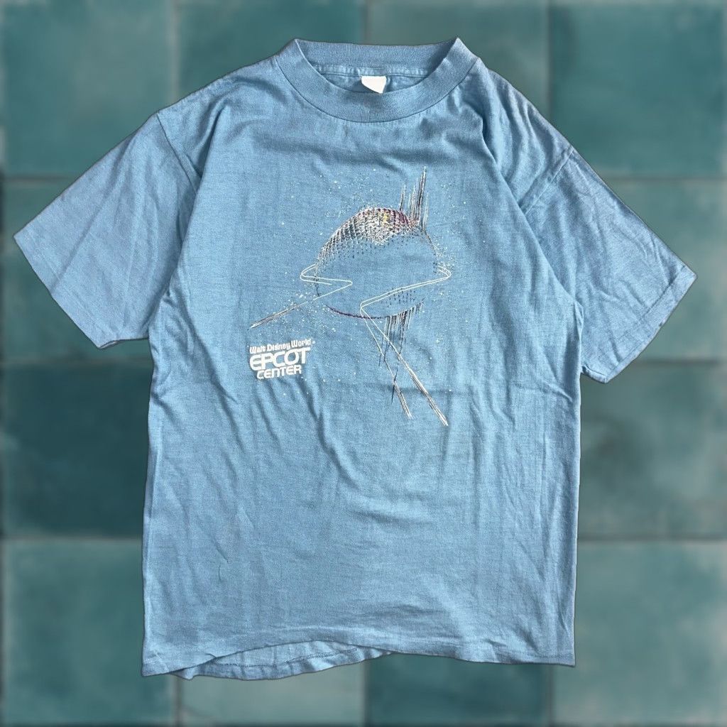 Disney VINTAGE Disney World Epcot Center 1980s T Shirt Rare Blue Single Stitch Mickey Earth Men M Blue Graphic Print Shirt 80s Disney Mens Size US M / EU 48-50 / 2 - 1 Thumbnail