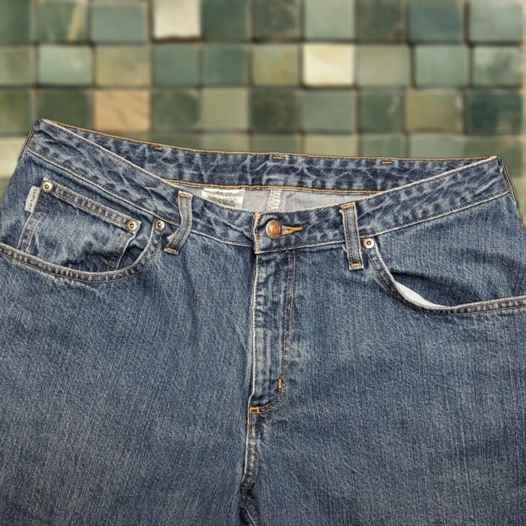 Carhartt VINTAGE Carhart Shorts Womens 14 Blue Denim Cutoff Relaxed Fit Work Casual Jorts, 5-Pocket Design, Belt Loops, Zip, 100% Cotton, Machine Washable, N/A Size 36" / US 14 / IT 50 - 1 Thumbnail