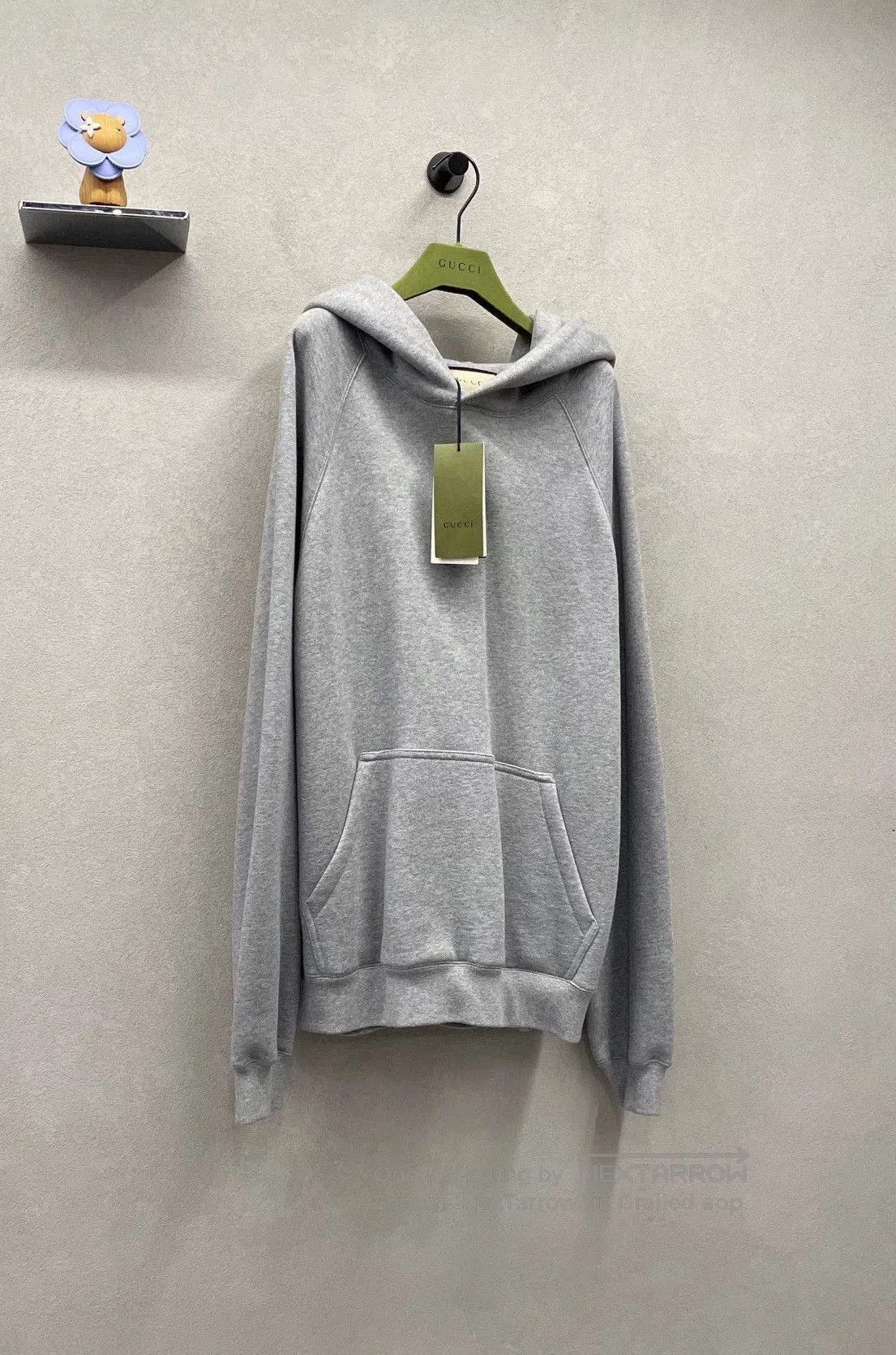 Gucci gray gucci hooded sweatshirt size large. Size US L / EU 52-54 / 3 - 3 Thumbnail