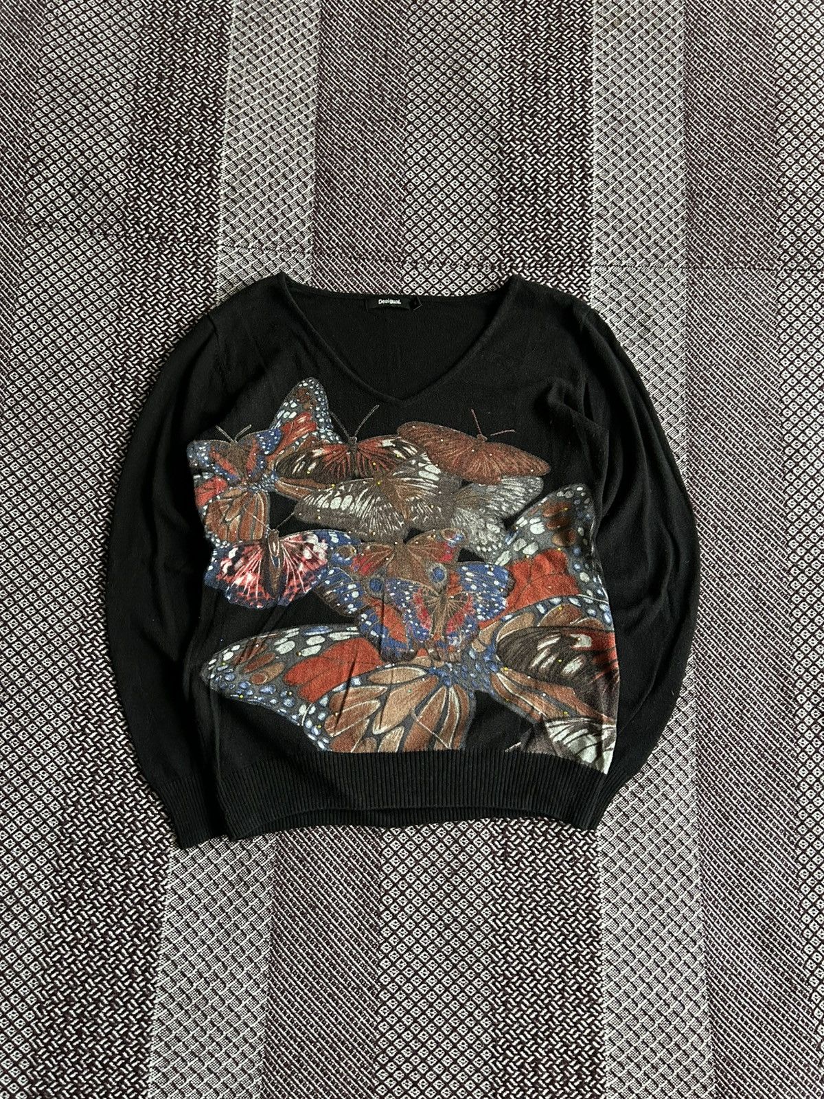 Desigual Desigual butterfly avantgarde women Long Sleeve T-shirt Sz M Size M / US 6-8 / IT 42-44 - 1 Thumbnail