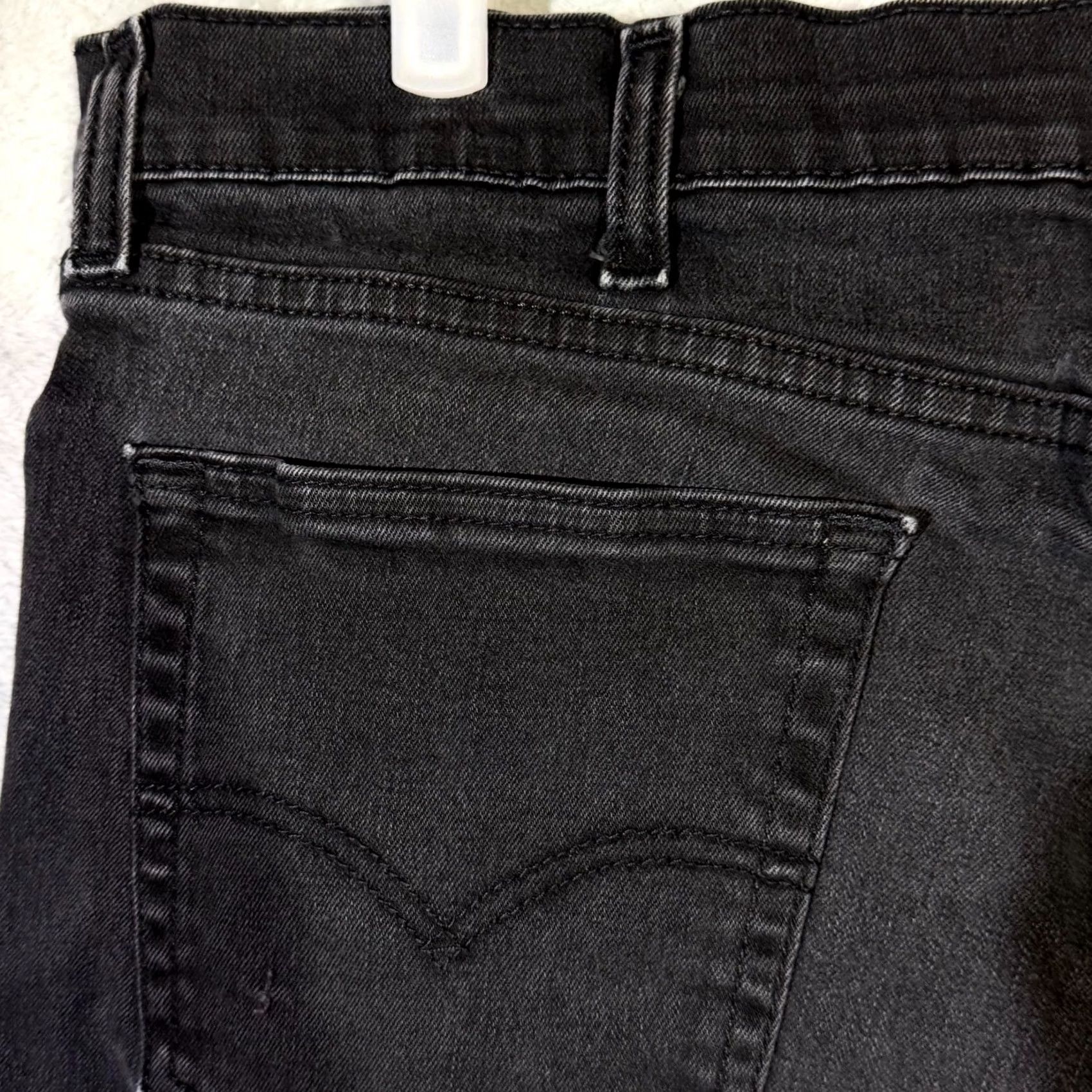 Levi's VINTAGE Levi’s 511 Men’s Jeans 38×32 Black Denim Mid-Rise Slim Straight Leg Excellent Size US 38 / EU 54 - 6 Thumbnail