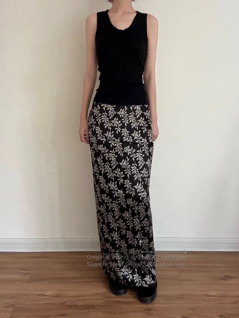 Yohji Yamamoto Yohji Yamamoto size m Satin printed skirt Size 25" / US 0 / IT 36 - 2 Thumbnail