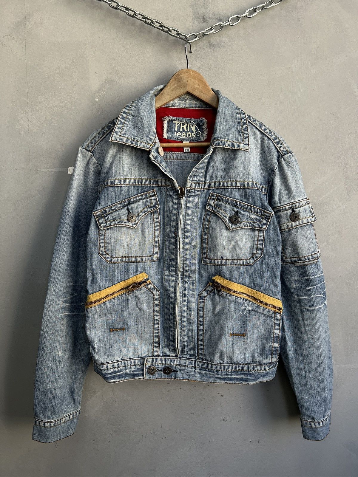 Diesel Vintage denim distressed cropped trucker jacket diesel y2k Size US M / EU 48-50 / 2 - 1 Thumbnail
