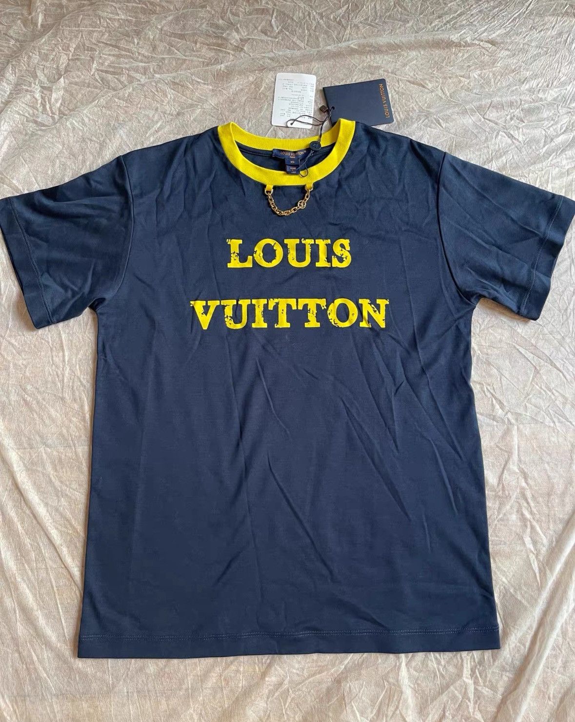 Louis Vuitton Louis Vuitton LV tee Size US XS / EU 42 / 0 - 1 Thumbnail