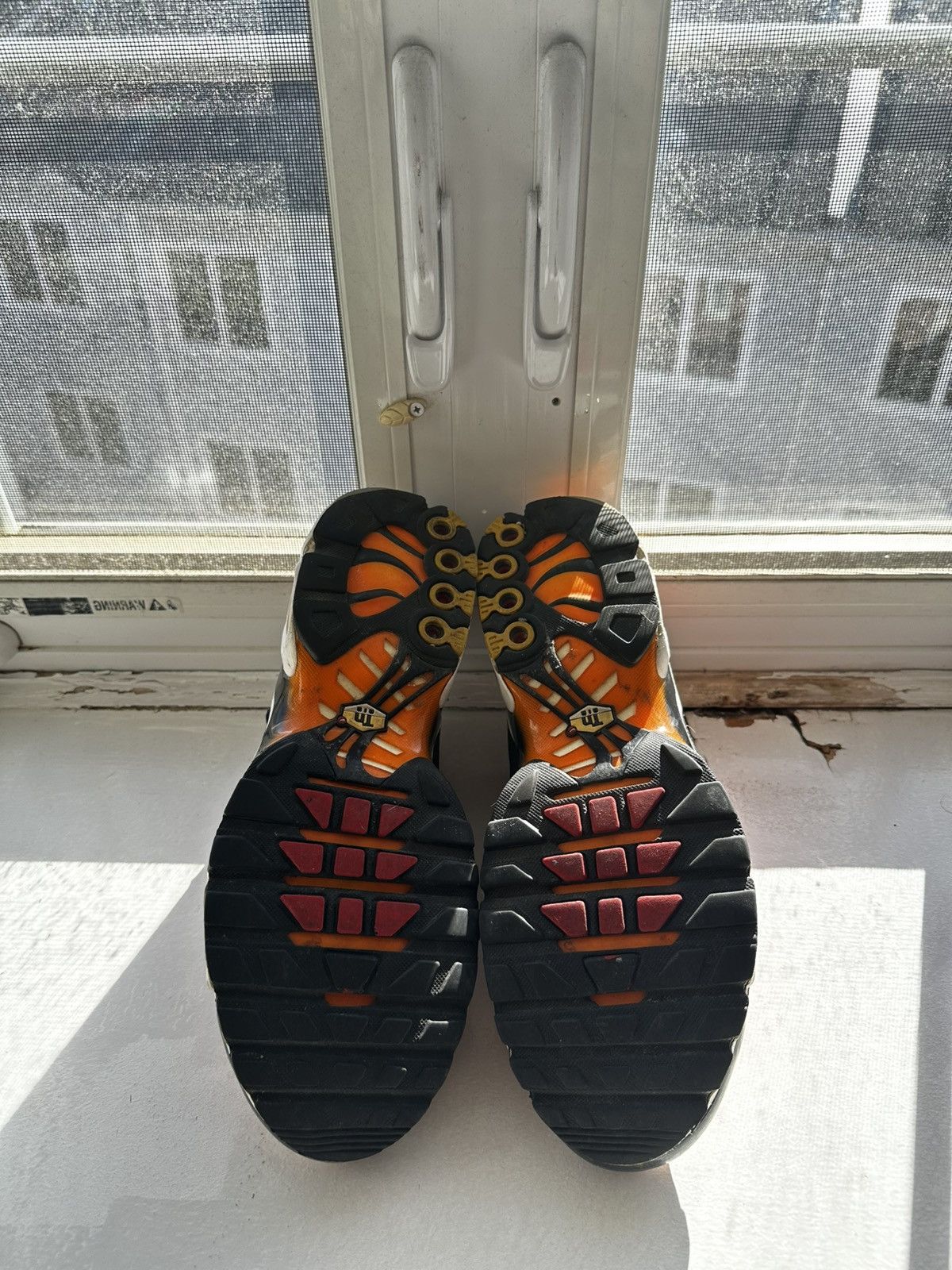 Nike Nike Air Max Plus ‘Sunset’ Size US 9.5 / EU 42-43 - 5 Thumbnail
