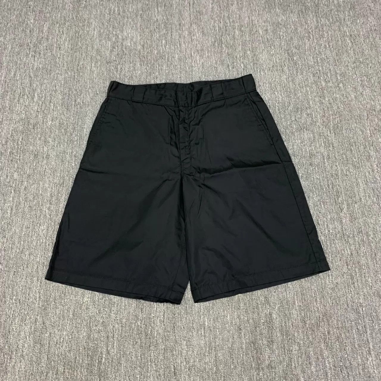 Prada PRADA Black Triangle Logo Nylon Shorts Size 48 Size US 32 / EU 48 - 1 Thumbnail