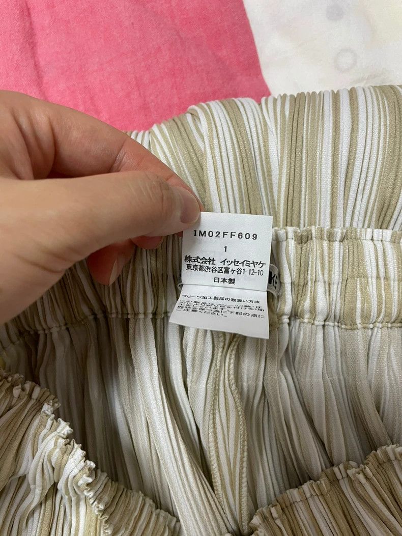 Issey Miyake Issey Miyake size:1 Beige striped pants Size 42" / US 20 - 8 Thumbnail
