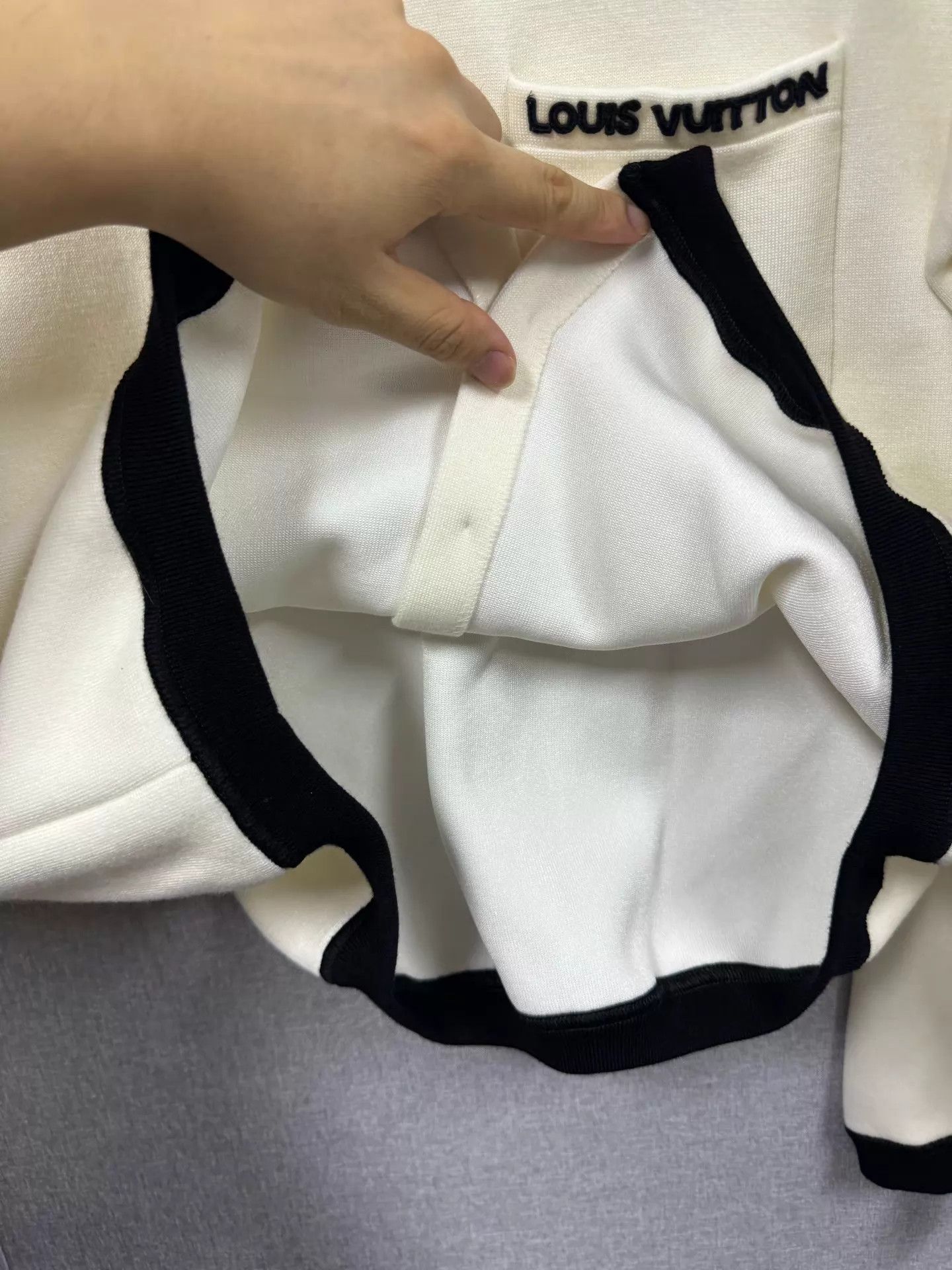 Louis Vuitton LV black white colorblock knit sweater XL New Size XL / US 12-14 / IT 48-50 - 3 Thumbnail