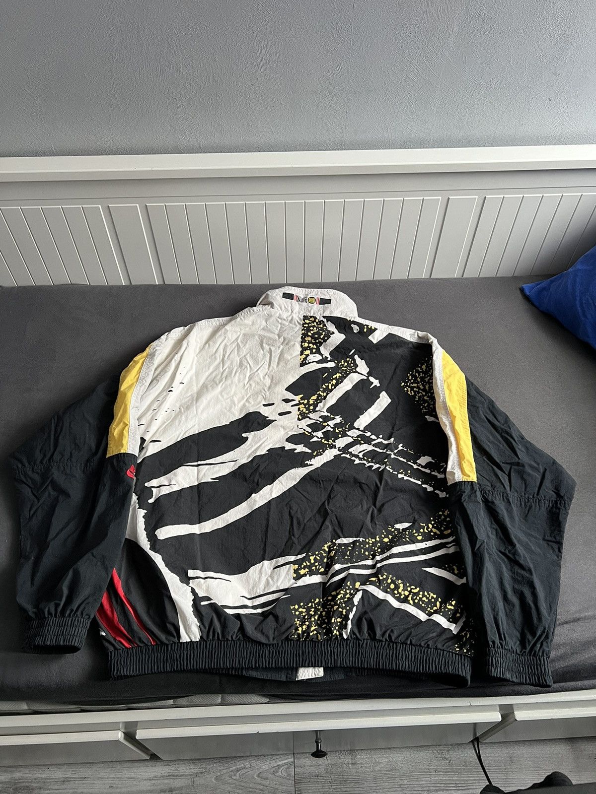 Nike Vintage Nike Challenge Court Tracksuit Jacket Andre Agassi Size US L / EU 52-54 / 3 - 12 Thumbnail