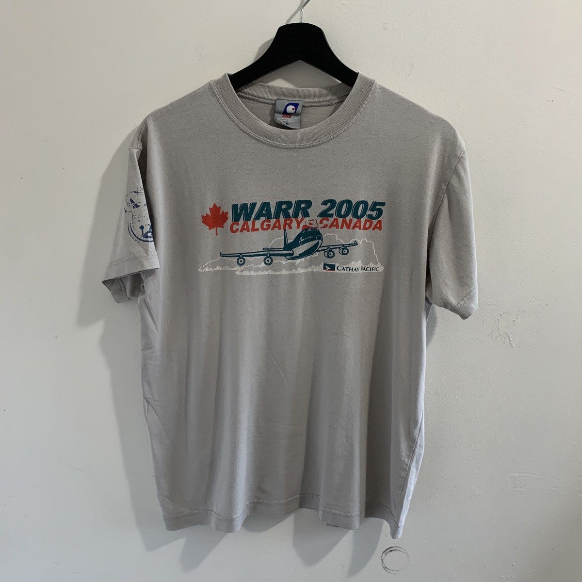 Vintage Vintage 2005 Cathaway Pacific Airlines Calgary Graphic Tee Size US S / EU 44-46 / 1 - 1 Thumbnail
