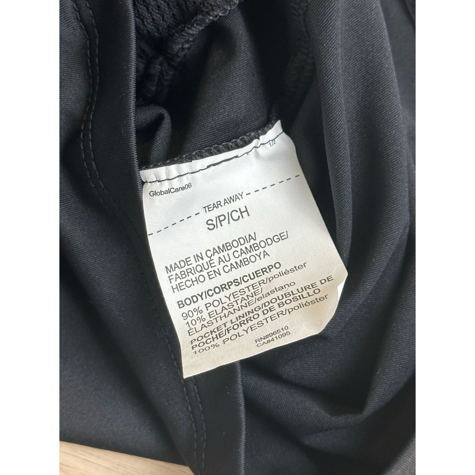 Under Armour Women's Under Armour Emboss Full-Zip Black Jacket - Size S Size S / US 4 / IT 40 - 9 Thumbnail