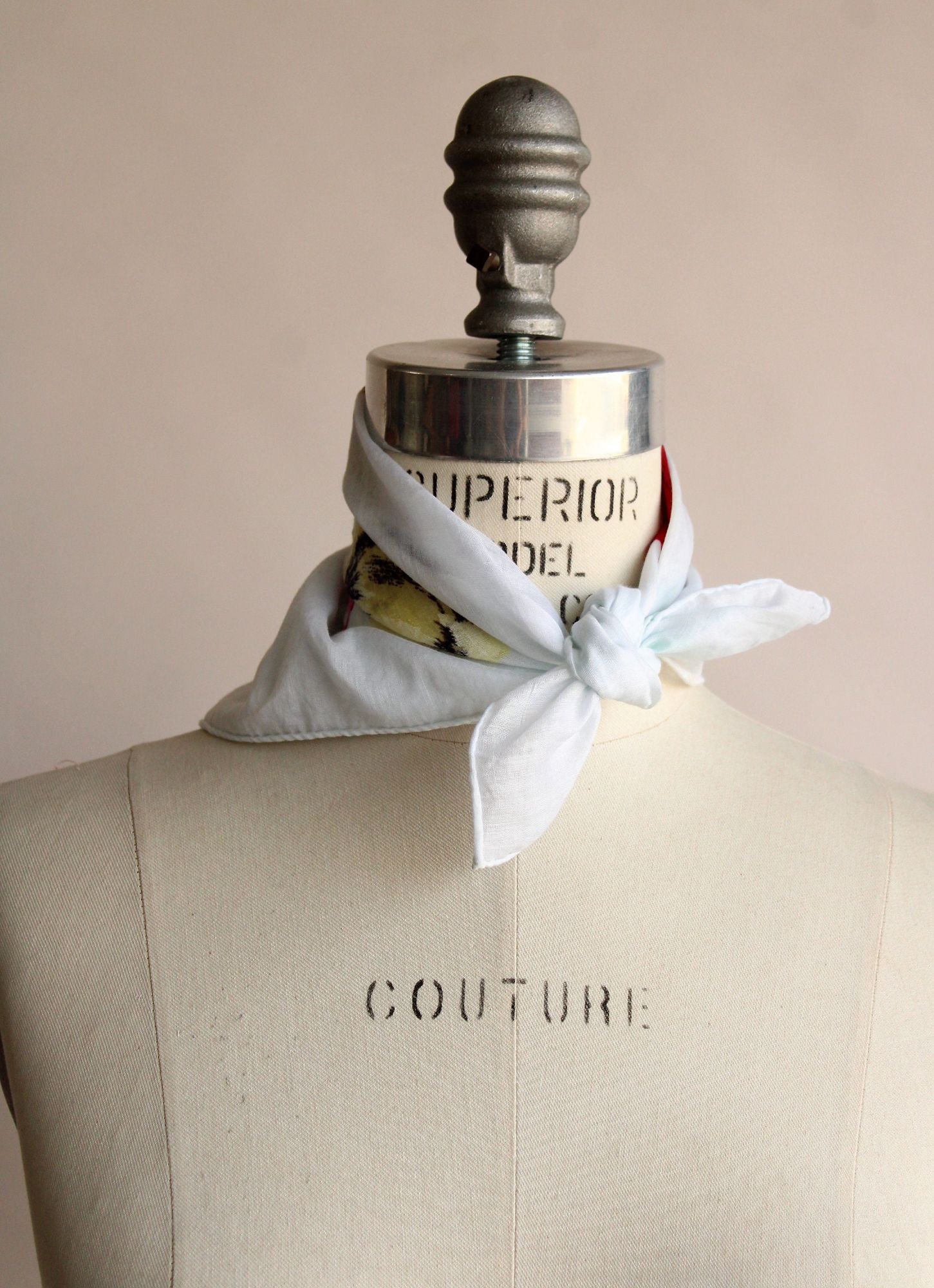 Vintage Vintage 1960s Scarf, Tulip Print Cotton Handkerchief Size ONE SIZE - 4 Thumbnail