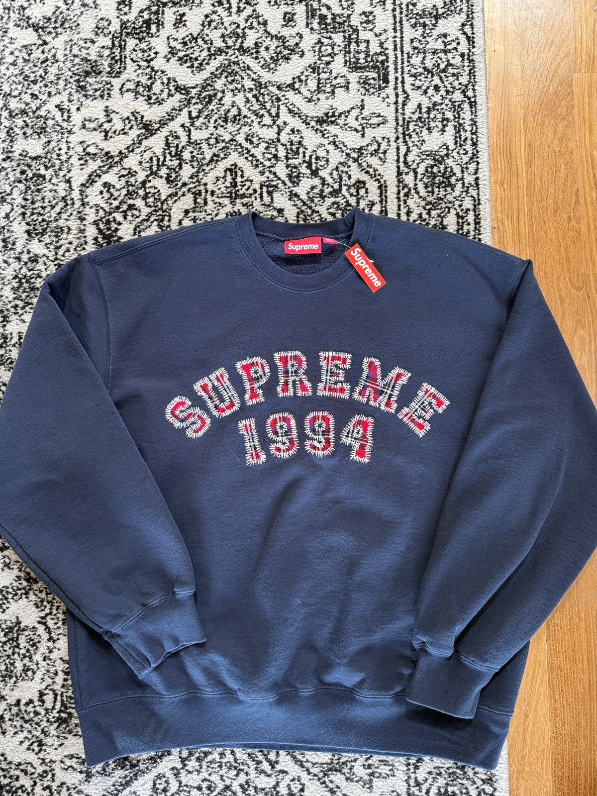 Supreme SUPREME 2008 TARTAN PLAID CREST CREWNECK | Grailed