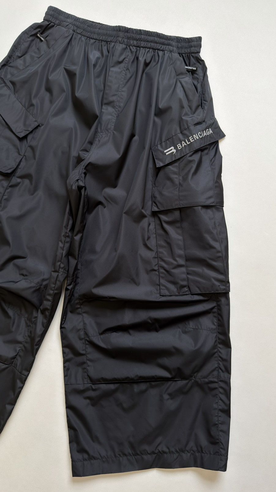 Balenciaga 2021 Black Nylon Technical Cargo Pants Size US 32 / EU 48 - 11 Thumbnail
