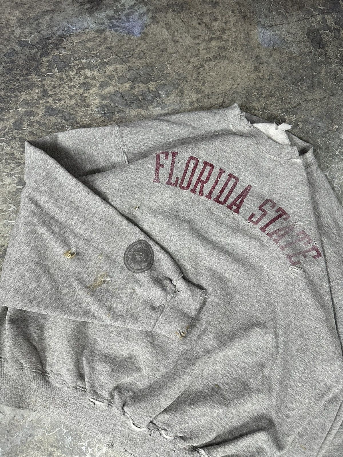 Nike × Vintage Vintage Nike Florida State Thrashed Crewneck Size US L / EU 52-54 / 3 - 4 Thumbnail