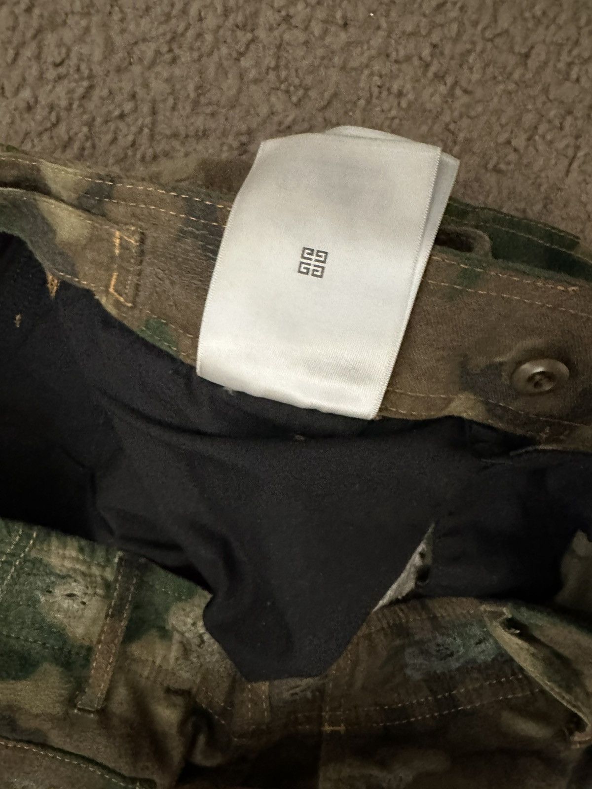 Givenchy × MMW Givenchy boro camo cargo pants（sold） Size US 34 / EU 50 - 7 Thumbnail
