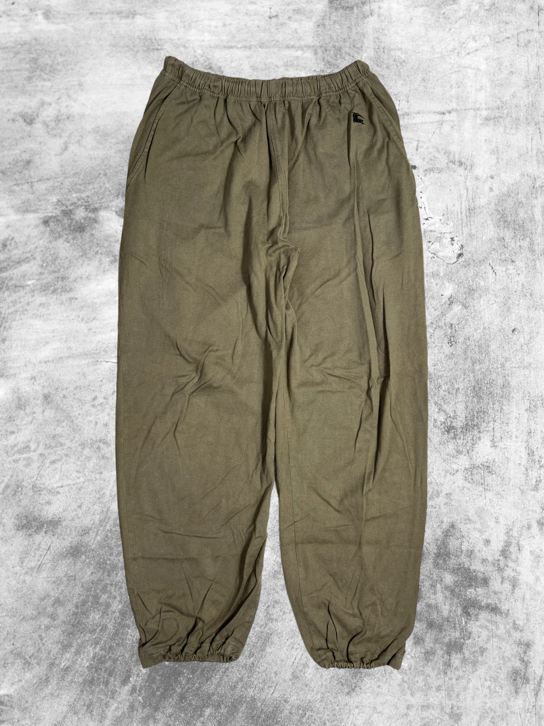 image of Burberry London Embroidery Mini Logo Jump Pant Gtmpt250 in Military Green, Women's (Size 33)