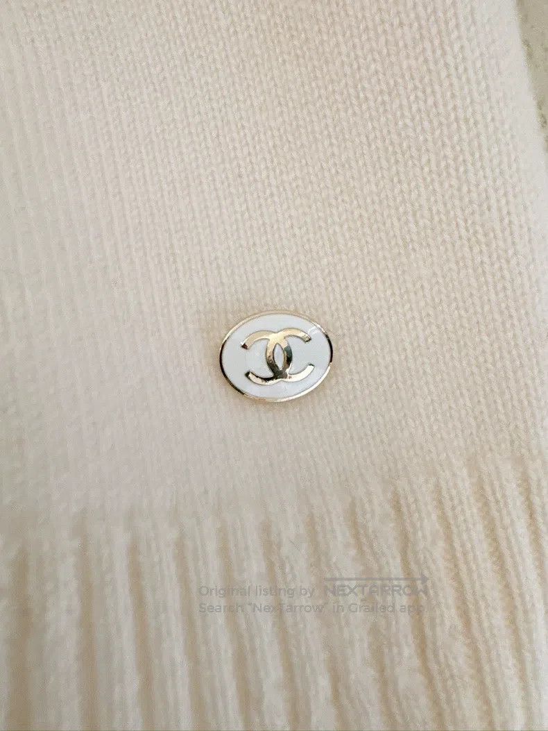 Chanel Chanel 23K white camelia vest Size XS / US 0-2 / IT 36-38 - 7 Thumbnail