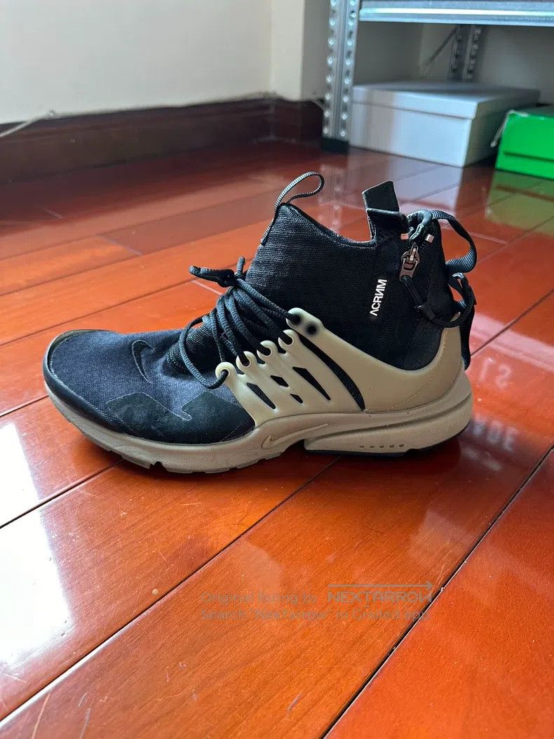 Acronym Acronym size XS Color-matched sneakers Size US 6 / EU 39 - 5 Thumbnail