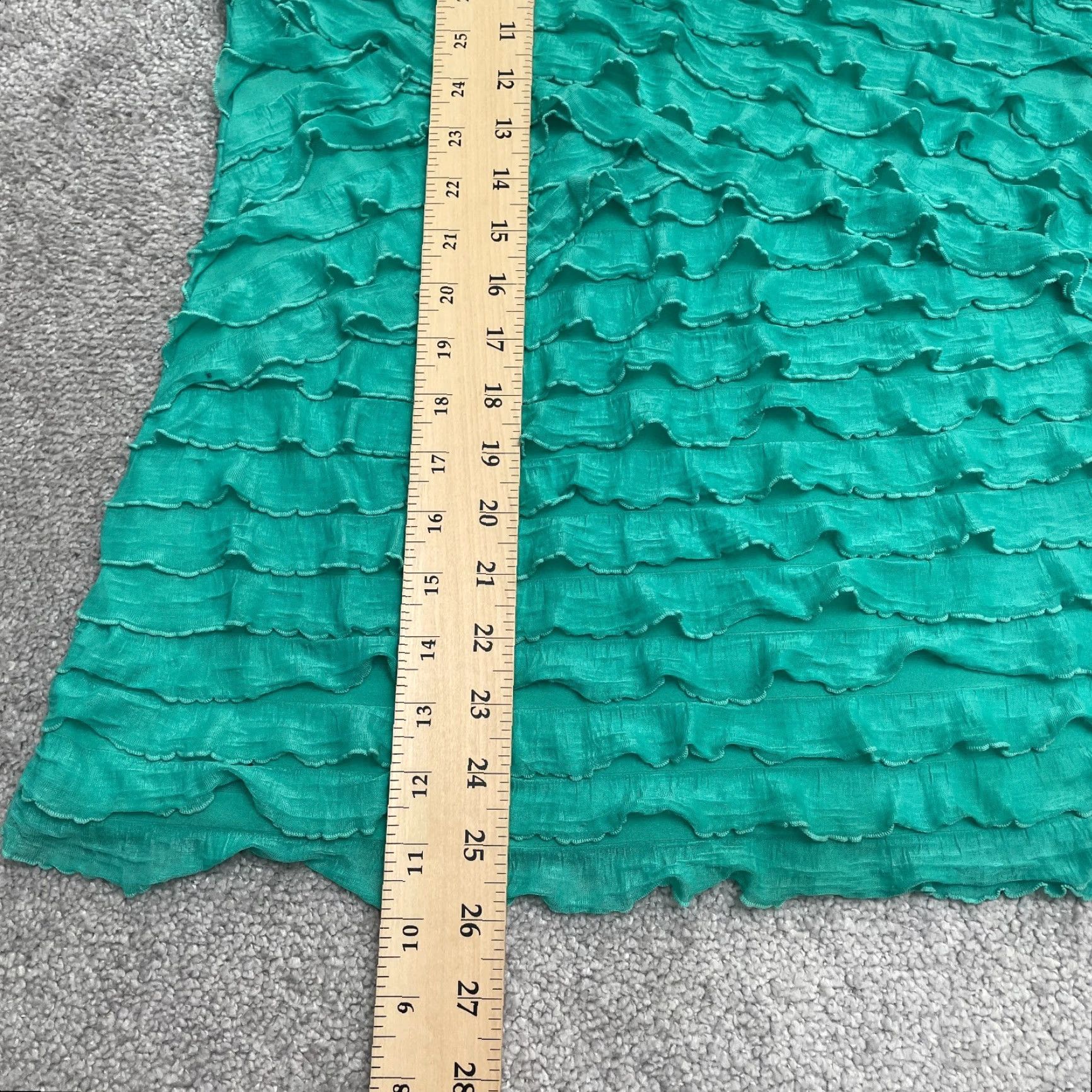 Vintage Jaclyn Smith Blouse Shirt Womens Small Green Short Sleeve V-Neck Ruffles Casual Top Knit Polyester Spandex Regular Solid Size S / US 4 / IT 40 - 6 Thumbnail